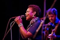 Electro-Voice ND96 Dynamic Supercardioid Vocal Microphone — image 2