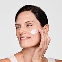 Estée Lauder DayWear Multi-Protection Anti-Oxidant 24H-Moisture Cream SPF 15, 1.7oz — image 2