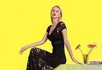 Yizhily Ultra Black Seamless Photography Background Paper 107″ x 36′ — image 5