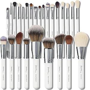 Bueart Professional Makeup Brushes Set 26Pcs Review
