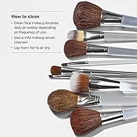 Clinique Blush Brush — image 4