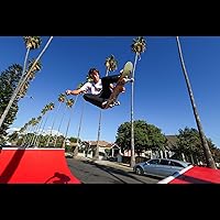 Canon RF-S10-18mm F4.5-6.3 IS STM Ultra-Wide-Angle Zoom Lens — image 5