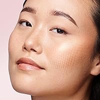 Liz Earle Revitalize & Glow Illuminating Gel Moisturizer 50ml — image 3