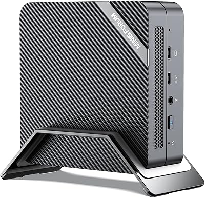 MINISFORUM UM560 XT Mini PC