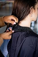 FRAMAR Professional Hair Cutting Cape — image 7
