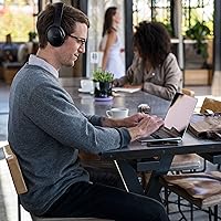 Bose QuietComfort 35 II Wireless Headphones — image 2